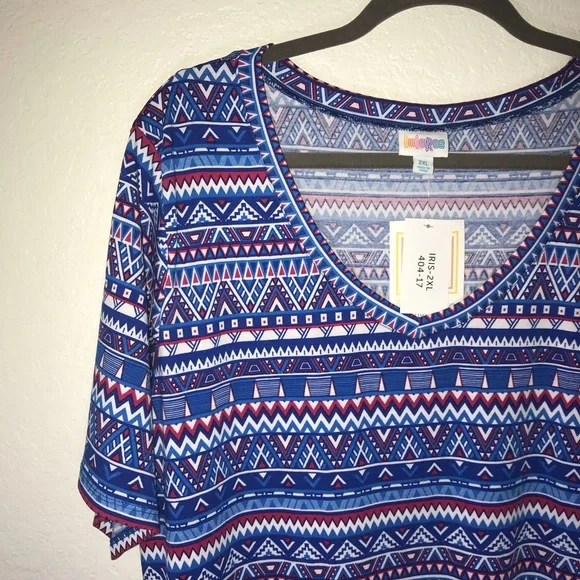 LuLaRoe Iris Tee - Picture 3 of 7